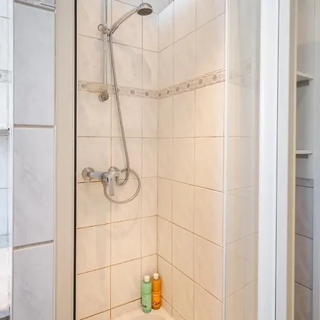 Large Center Apartment